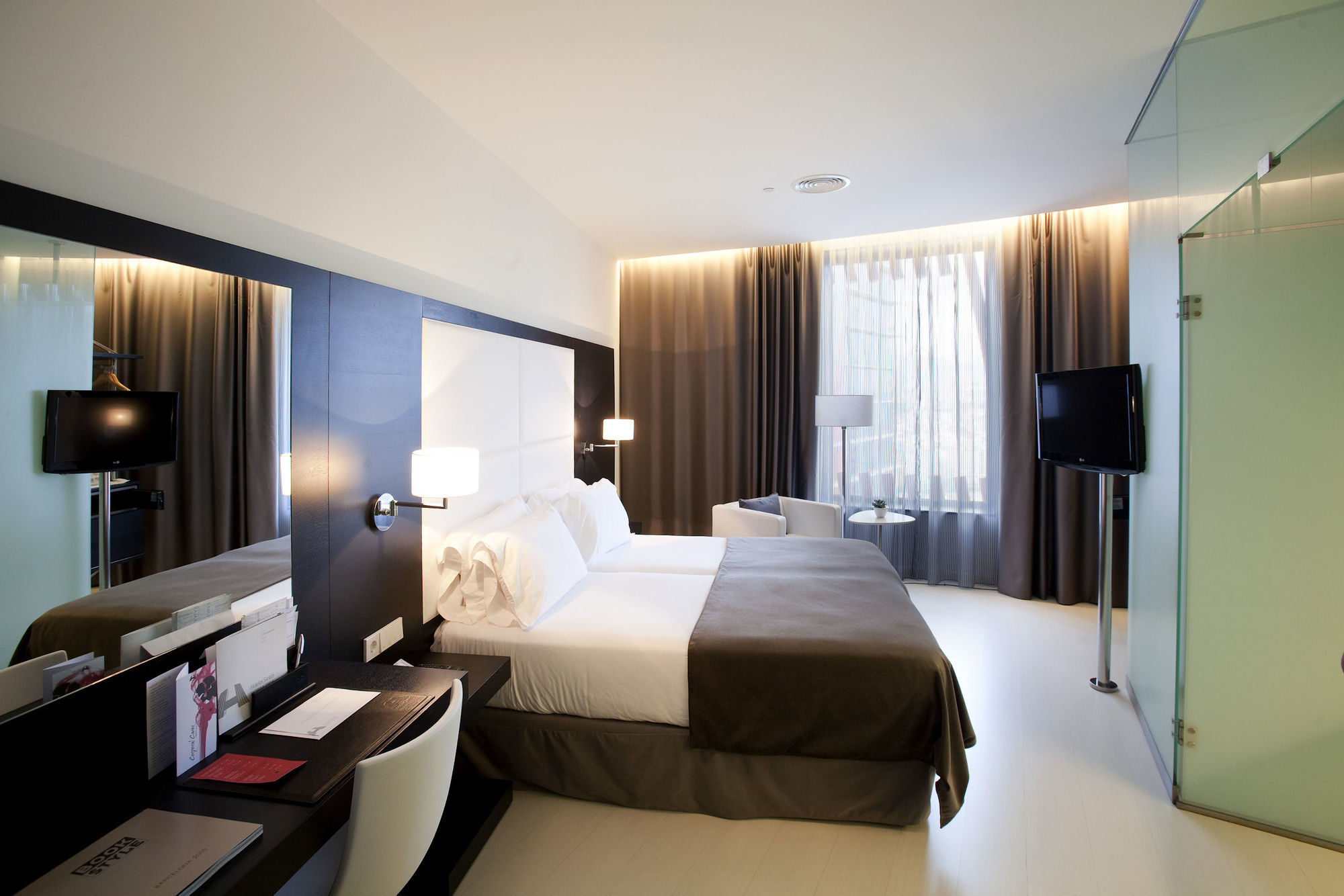 Hotel Porta Fira 4* Sup L'Hospitalet de Llobregat Rom bilde